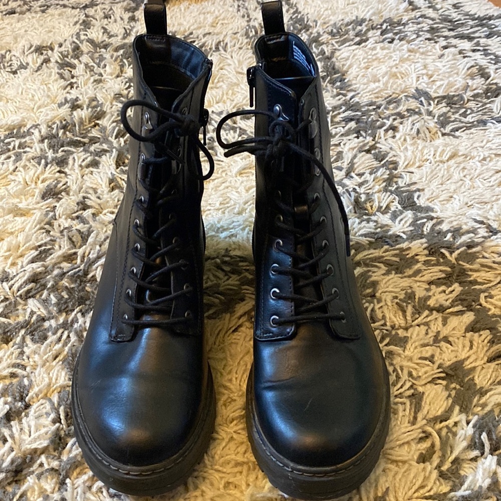 Side Zipper Combat Boots